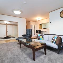 Relax House Misato