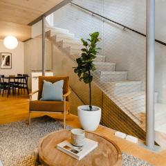 Urban Oasis - Spacious 3BR Townhouse w Terrace