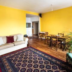 Elegant and Peaceful 2BD apt - Barons Court/London