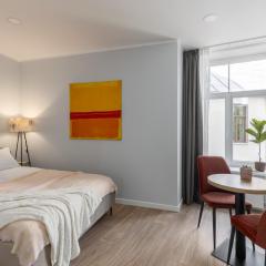 Perfectly Located Old Town Studio