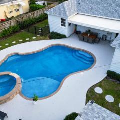 Poolside Getaway, Close To Dt Coastal Beach