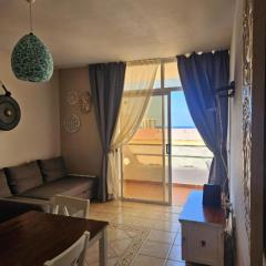 Apartamento vista al mar y Piscina en Playa Paraiso