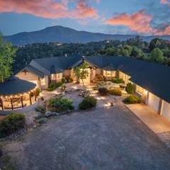 Yosemite Cloudline Ridge with HUGE views-hot tub-game room!