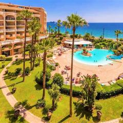 Beachfront 4 people 2 swimming pool