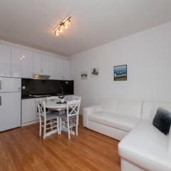 Villa Supetar Garden - Two Bedroom Apartment with Terrace