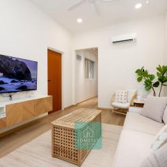 Jomstay MUJI 19 & 7 INN Ipoh Garden 8-10 pax
