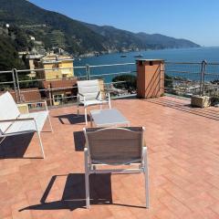 Casa Carlicchia With Terrace and Sea view