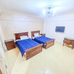 Big Flat in Dokki Twin Room Private Bathroom