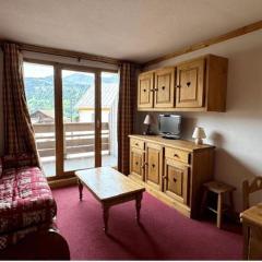 Appartement T2 proche des pistes avec balcon et accès Wi-Fi - FR-1-807-71