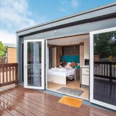 Loch Ness Highland Resort Micro Lodges - Double Room