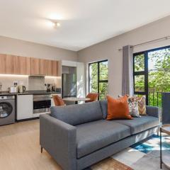 Akaru Apartments