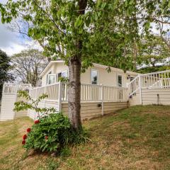 155 Woodland Hall Lyons
