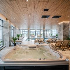 Lotus Apartment 140 in Odyssey Pool & Spa-parking