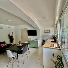 Joli Appartement proche du port de carry le rouet