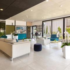 Golden Tulip Hotel & Rooftop Martigues Provence