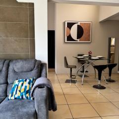 AMPLIO APARTAMENTO, en Cerezos 1 Quetzaltenango