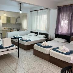 PELEKAN rooms and apartments athina 12