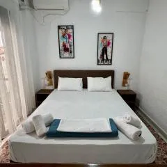 Pelekan rooms and apartments Athina 32