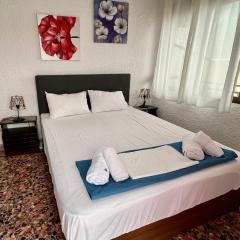 PELEKAN rooms and apartments Athina 33