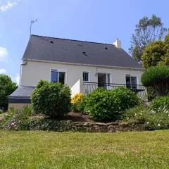 Maison calme près plage Govelins, jardin, BBQ, équipements modernes, idéal familles - FR-1-639-47