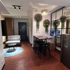 A Cozy Condo in City Centre!