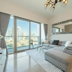 Secluded Fountain View 2BR Grande - Downtown