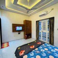 Raj Resort - Luxury Lodge & Stay