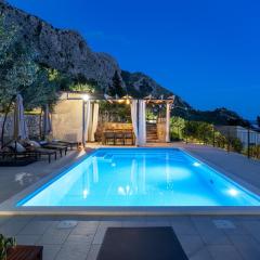 VILLA B2B with heated pool and panoramic sea views