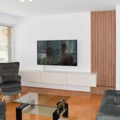 Lakeview Apartment VIRGIL