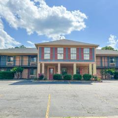 Louisville Inn by OYO Louisville Municipal Airport