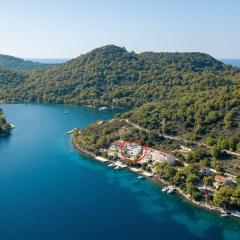 Apartments by the sea Pasadur, Lastovo - 24472