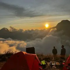 2 Days Camping Rinjani Summit 3726 m Join Tour