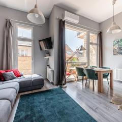 Gold Leaf Apartment in the City Center