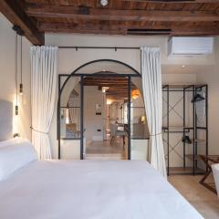 Calm Suites Babole