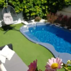 Villa La Zenia, Private pool, 10min walk to La Zenia Beach, for 6 people
