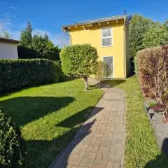 Ferienhaus an der Brunnenaue 4 Sterne, E-Ladestation am Haus, Wlan, Netflix, Garten