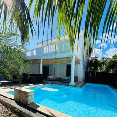 Villa Mahé 8 personnes avec piscine et vue mer