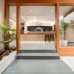 Xihe Hotel-Shanghai Lujiazui Lancun Road Subway Station Branch