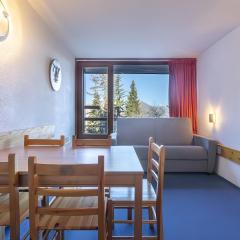 Studio Lauzieres 10 Arc