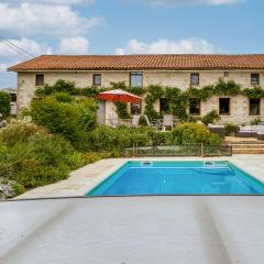 Charmante Maison Avec Piscine