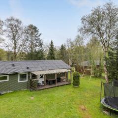 Lovely Home In Hadsund With Wifi