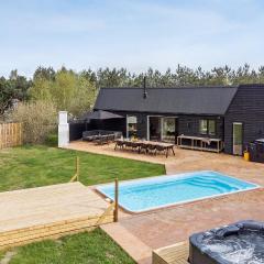 Lovely Home In Væggerløse With Sauna