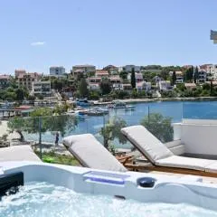Villa Rozana - Beachfront Wellness Retreat