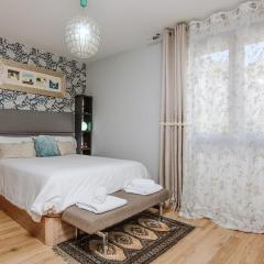 Rosana by cardi suites