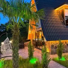 Ruby Bungalov Rize