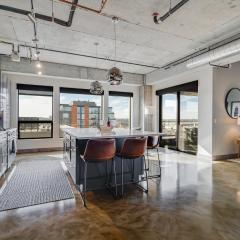 Sable 701 - Luxury Two Story Loft