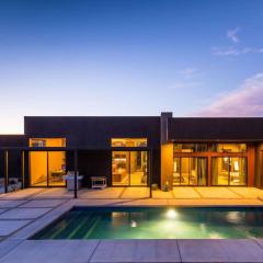 M House Modern near park w pool spa