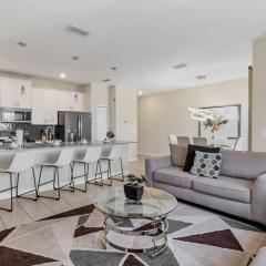 Amazing 4BDR with pool near Disney - 4914