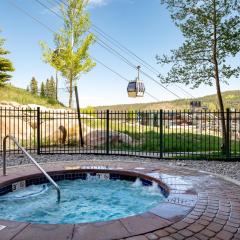 Zephyr Mountain Lodge 1420 Ski-In Ski-out Winter Park Resort base