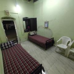 Mohak Yatri Nivas मोहक यात्री निवास